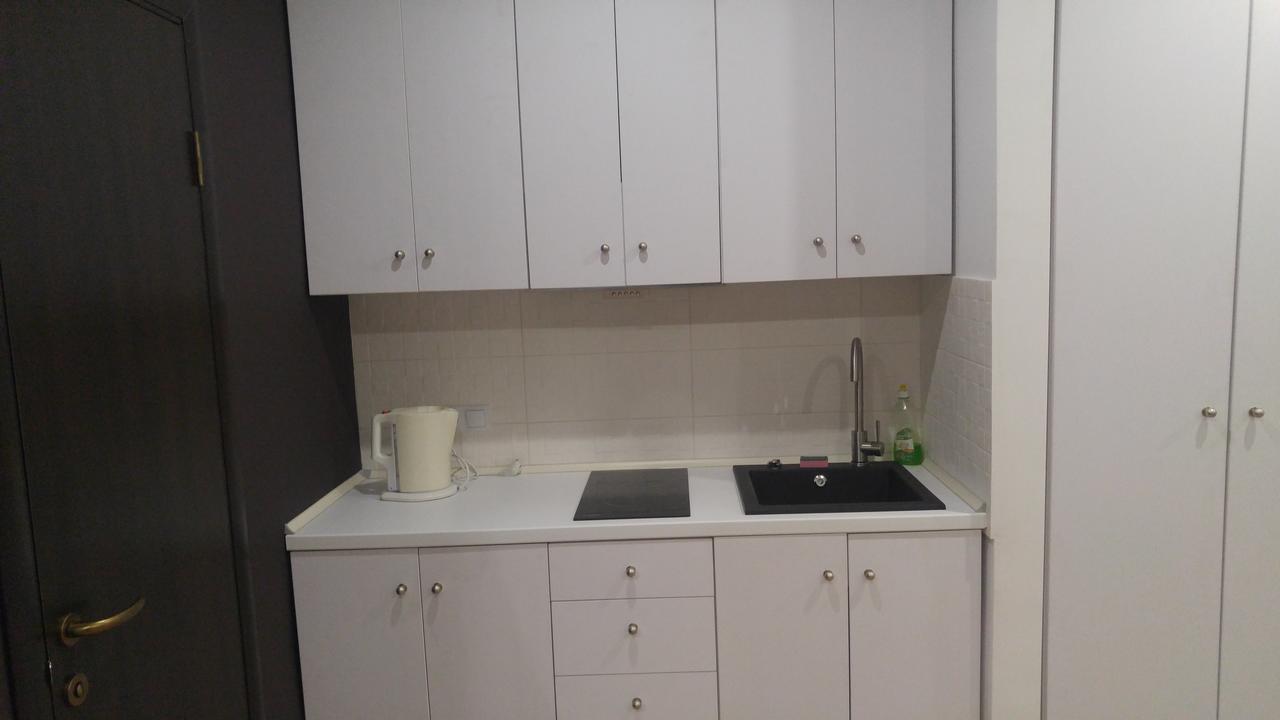 Apartment on Rustaveli Lviv Buitenkant foto