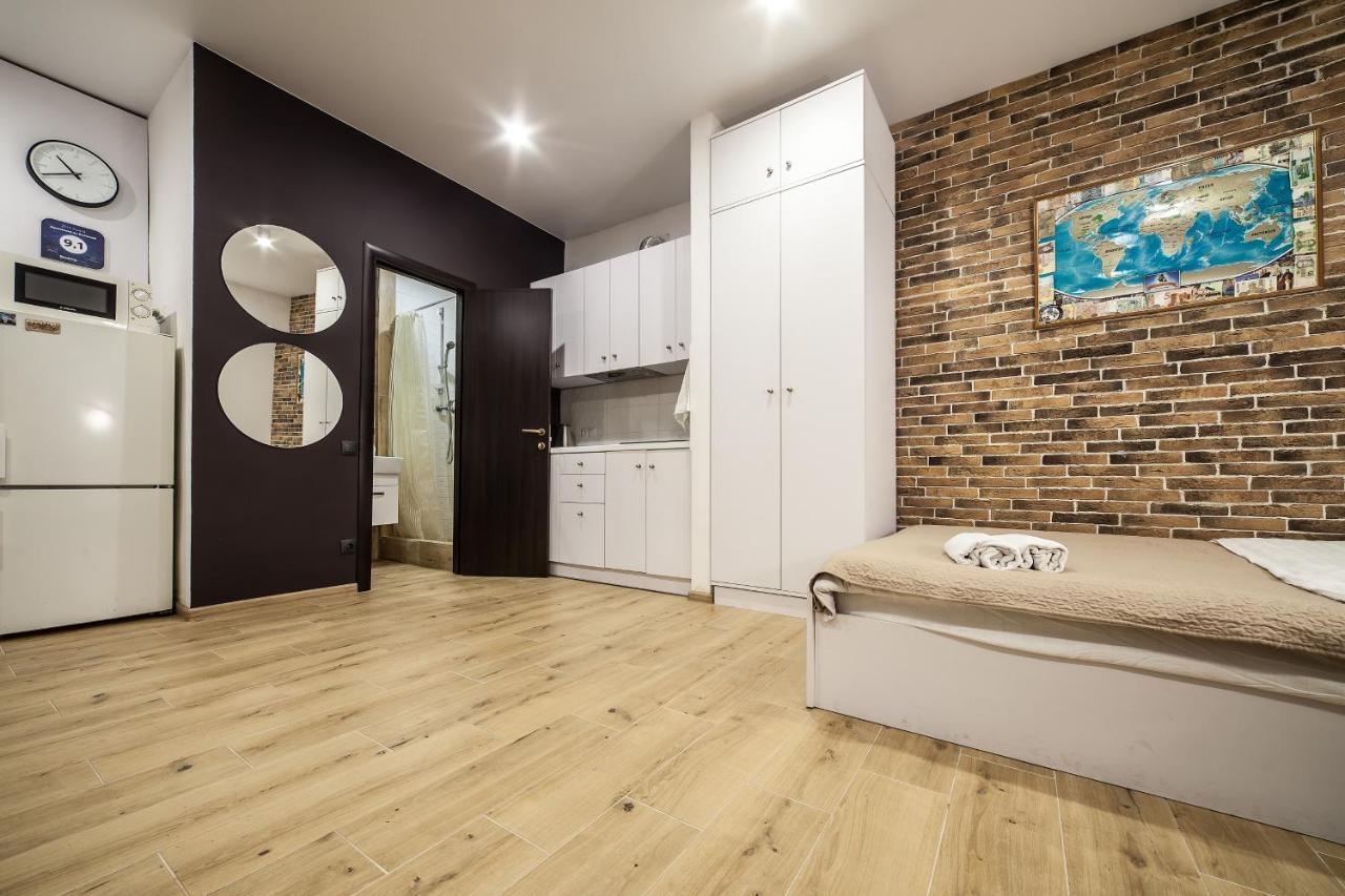 Apartment on Rustaveli Lviv Buitenkant foto